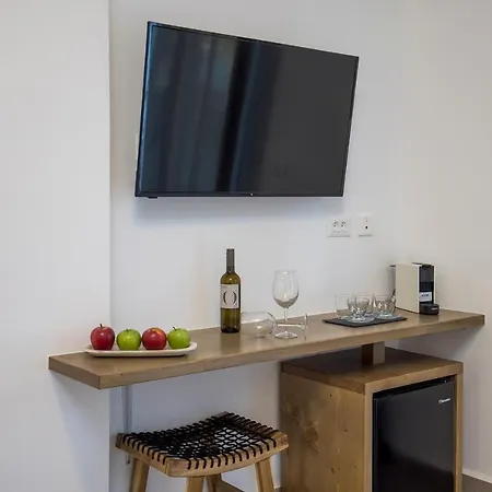 Vivianna's View * Azolimnos